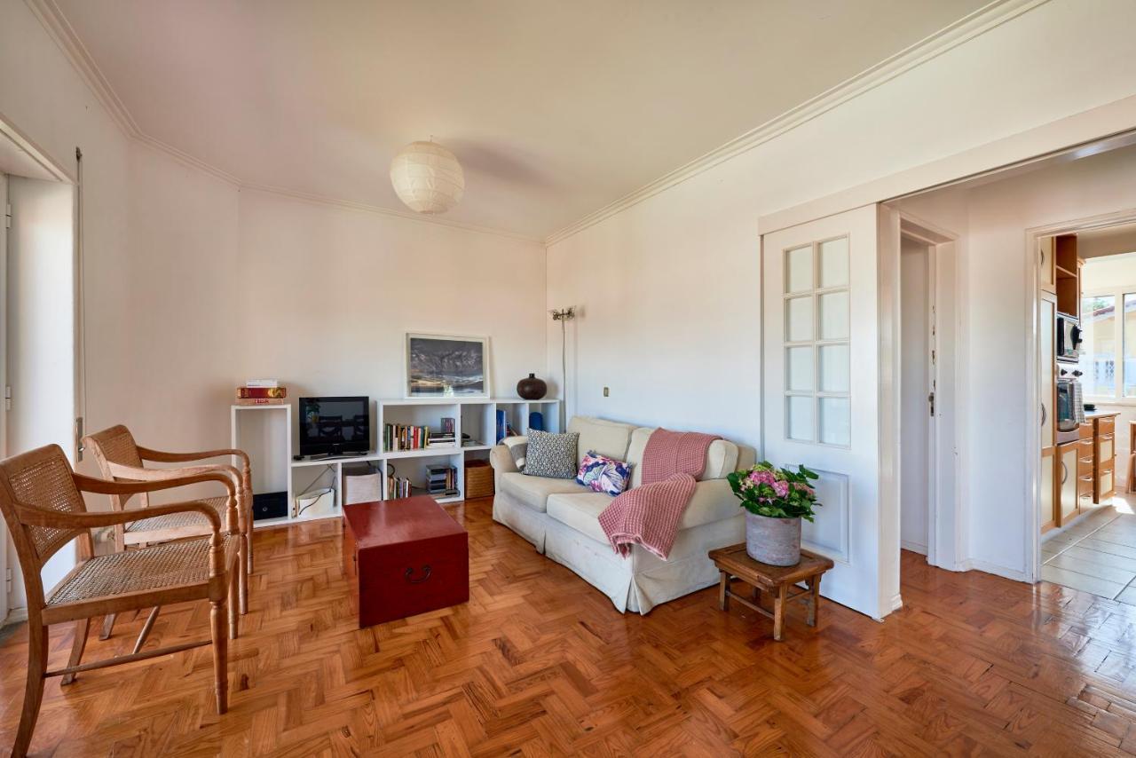 Bright Apartment With Garden In Cascais Exterior foto